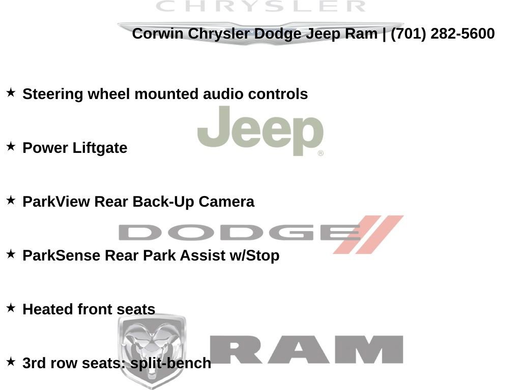 Used 2022 Chrysler Pacifica Touring-L image 15