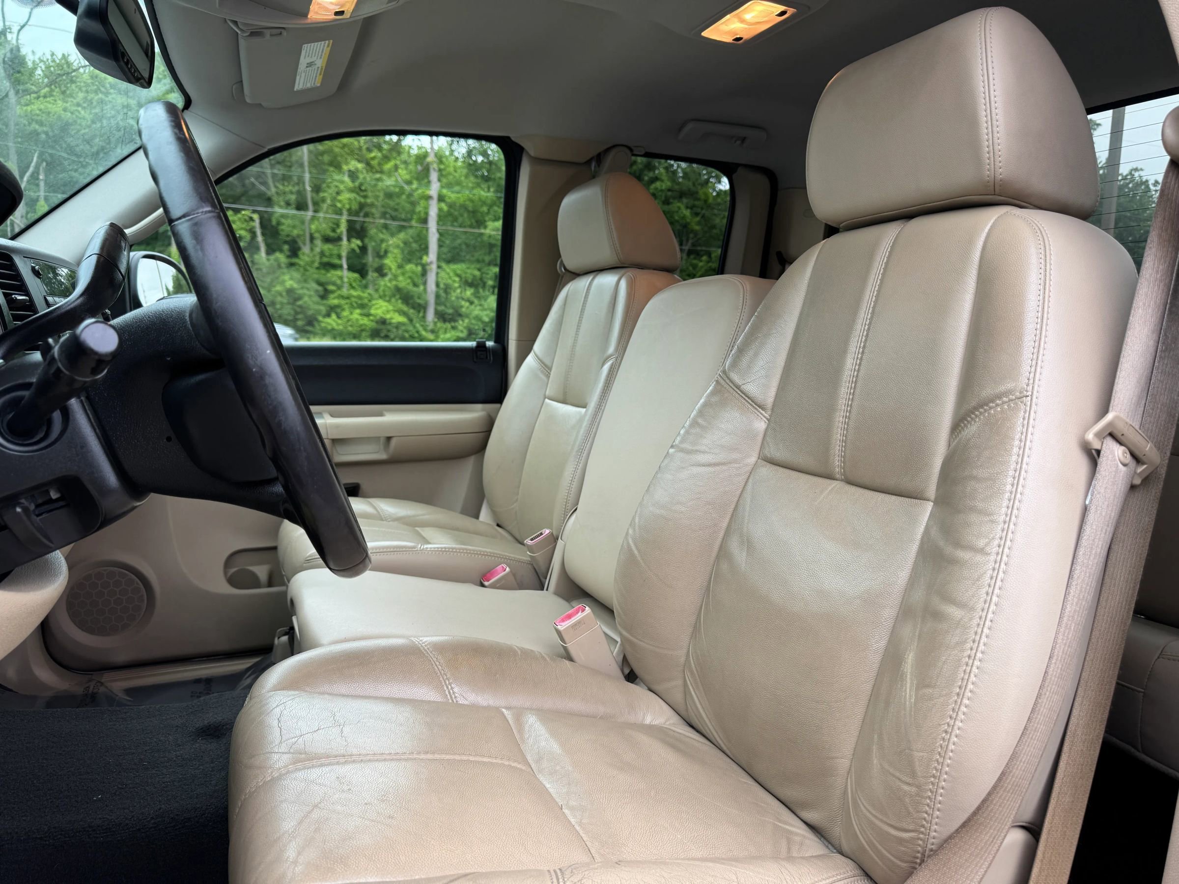 Used 2007 Chevrolet Silverado 1500 LT w/ Towing Package image 14