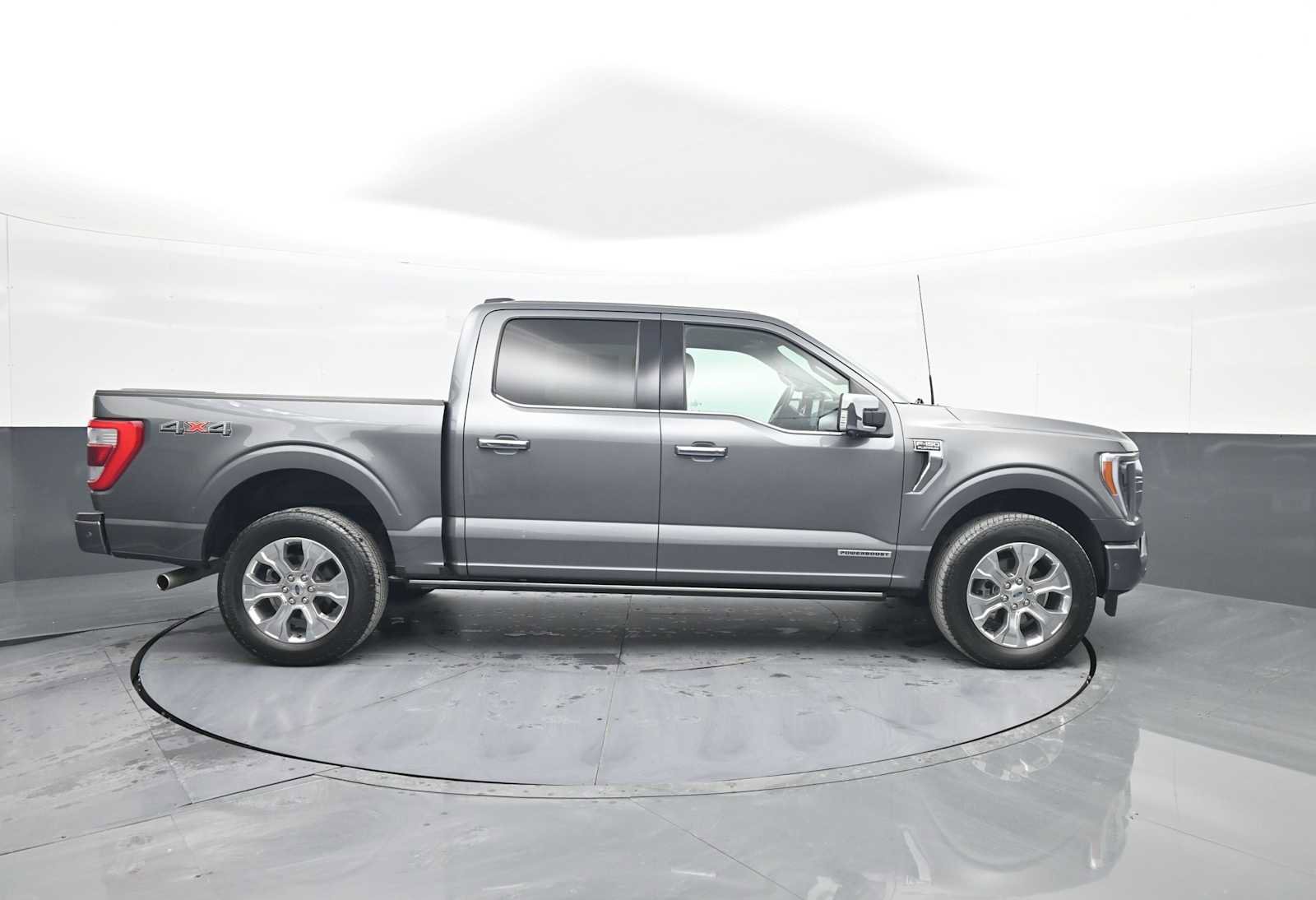Used 2022 Ford F150 Platinum w/ Equipment Group 701A High image 9