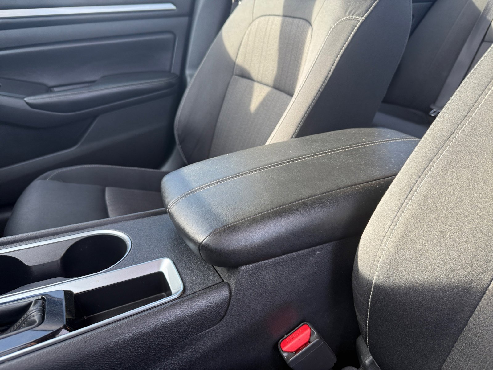 Used 2022 Nissan Altima 2.5 SV image 14