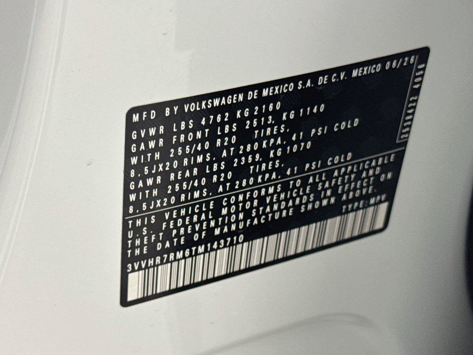 New 2026 Volkswagen Tiguan SE R-Line FWD image 20