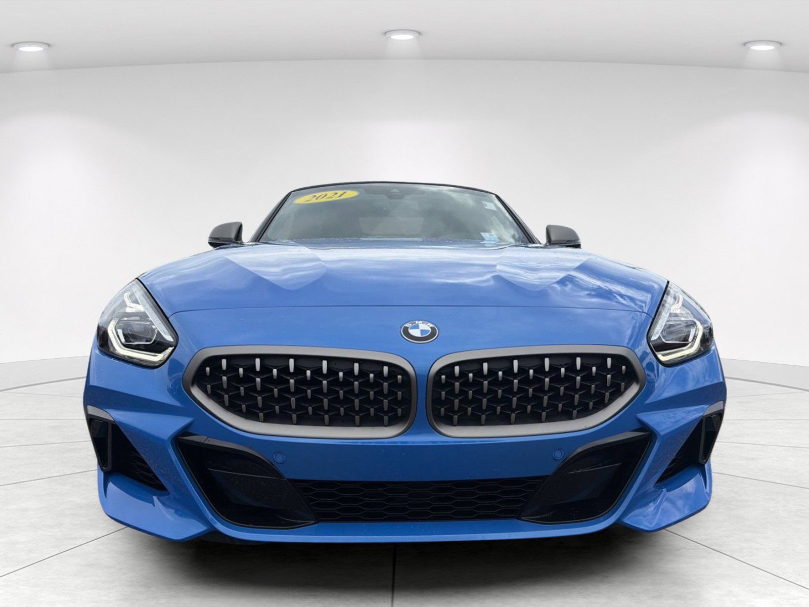 Used 2021 BMW Z4 M40i w/ Executive Package RWD video 2