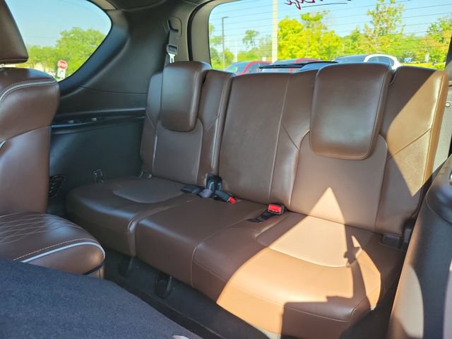 Used 2017 INFINITI QX80 Limited image 12