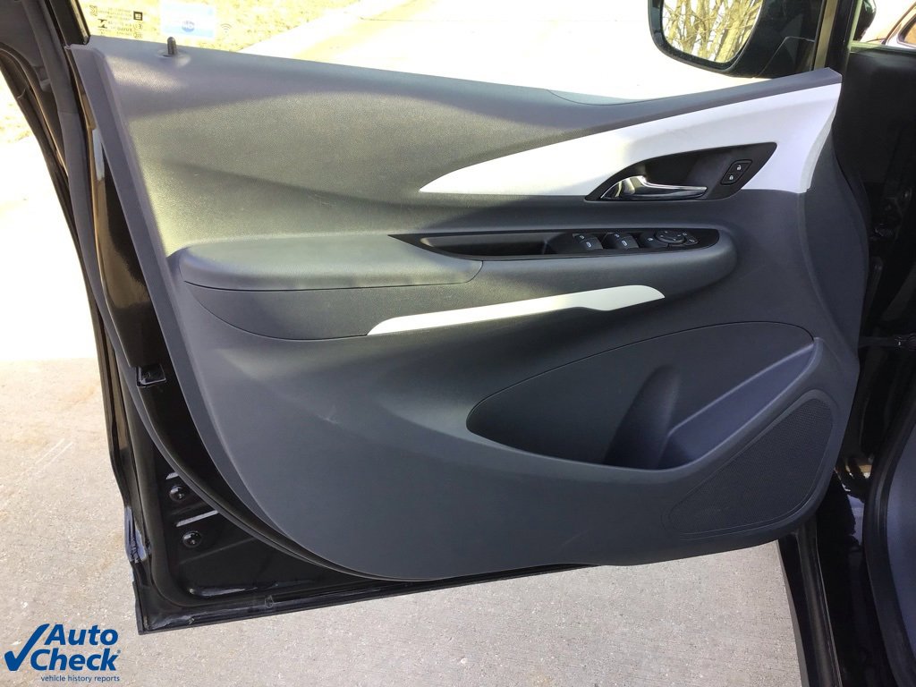 Used 2019 Chevrolet Bolt LT image 23