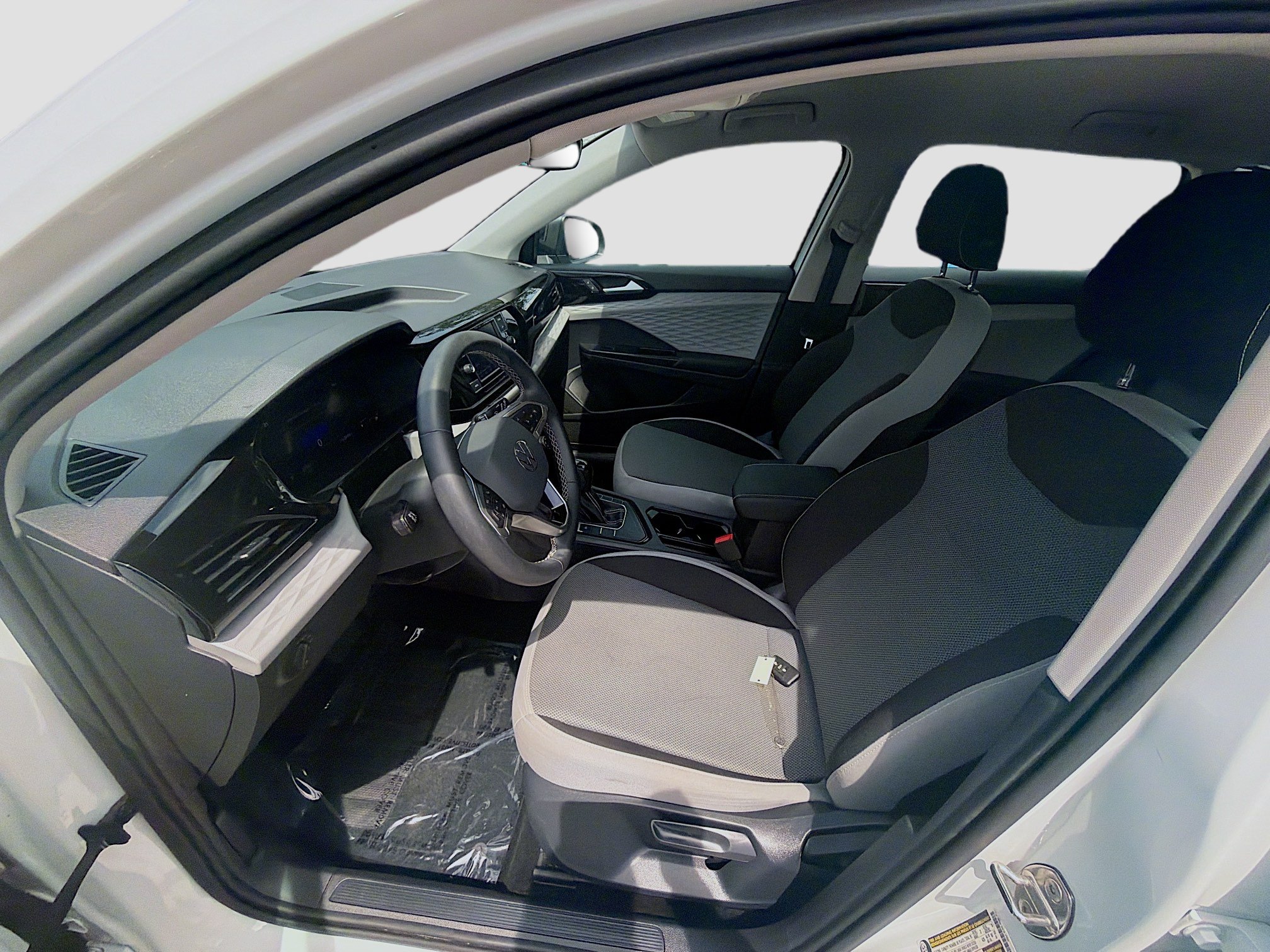 Certified 2023 Volkswagen Taos S FWD image 18