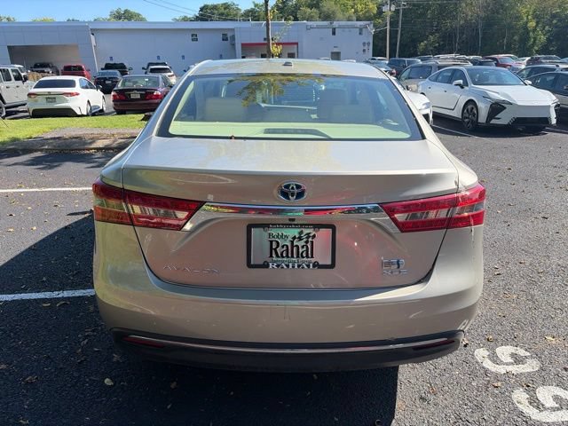 Used 2016 Toyota Avalon XLE Premium FWD image 5