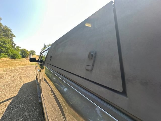 Used 2022 Toyota Tundra Limited AWD/4WD image 19
