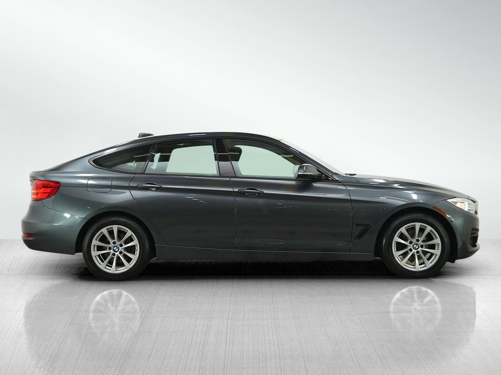 Used 2015 BMW 328i Gran Turismo xDrive AWD/4WD image 6