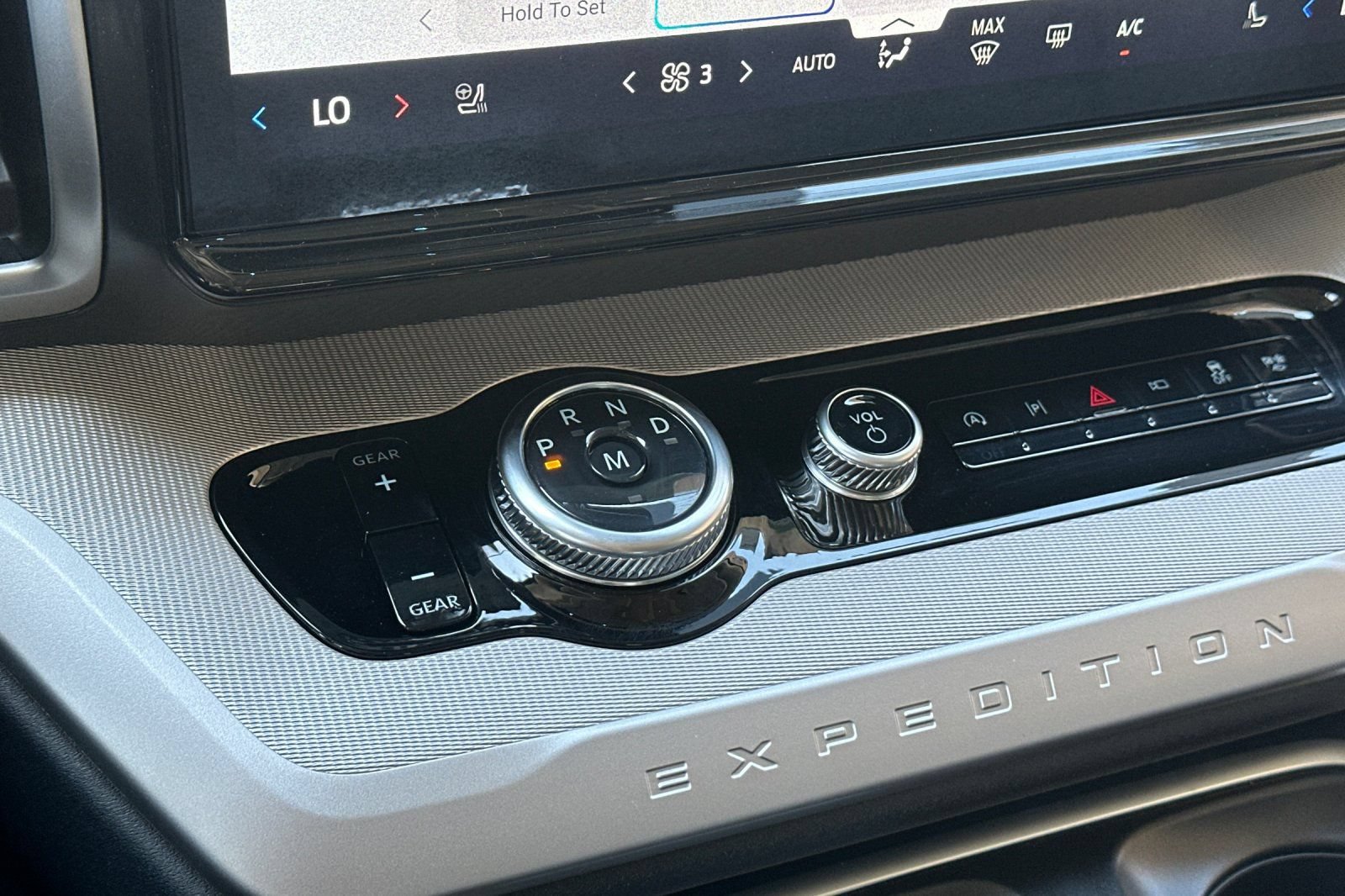 New 2026 Ford Expedition Active RWD image 22
