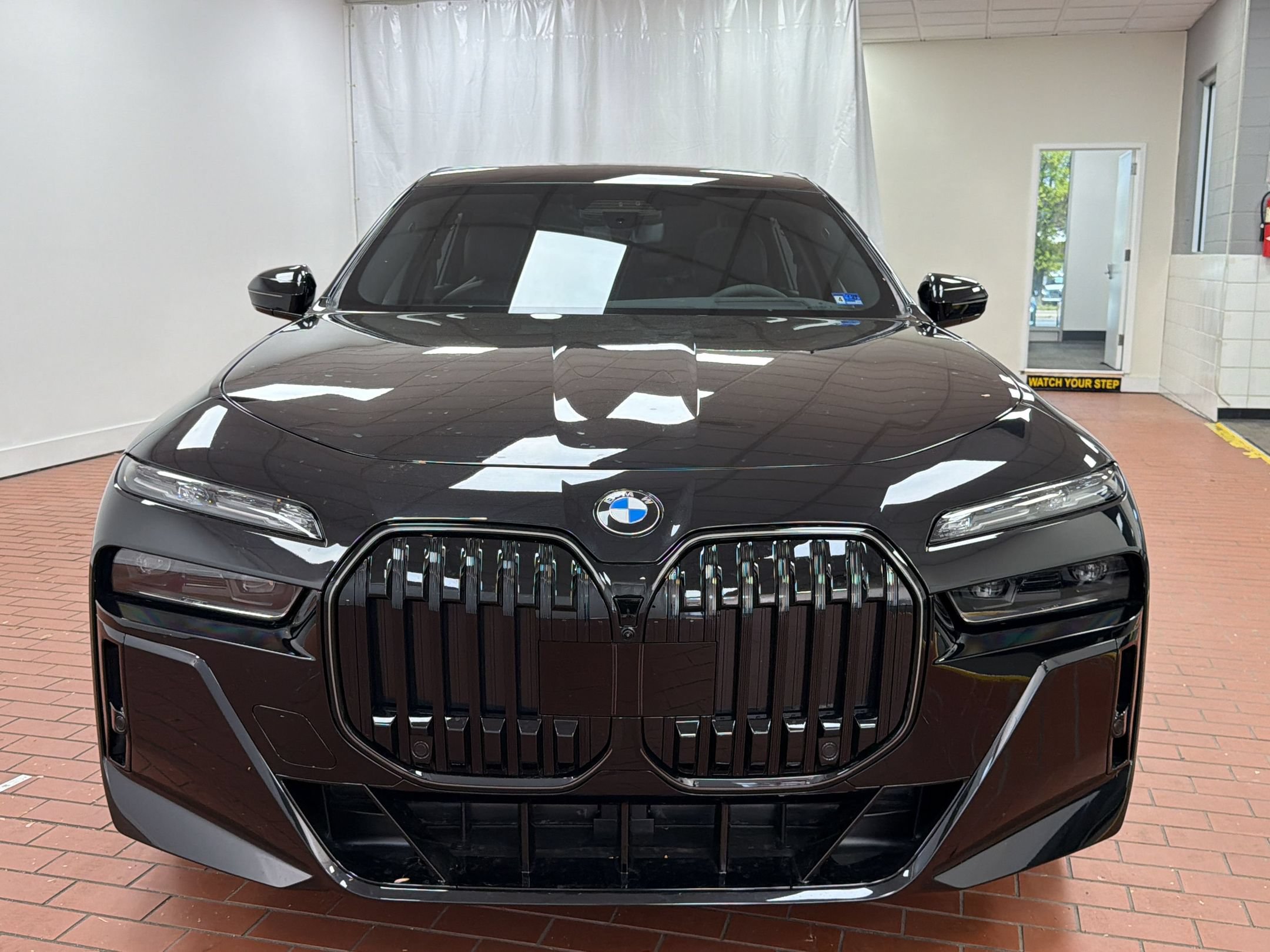 New 2026 BMW 760i xDrive w/ Executive Package AWD/4WD image 6