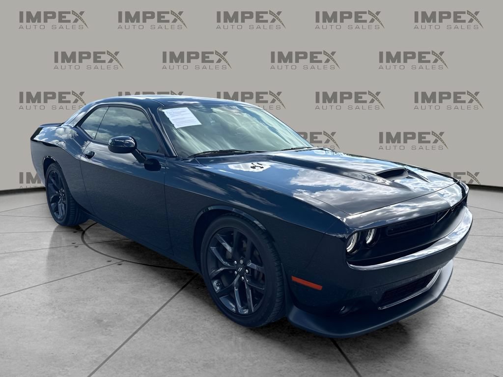 Used 2022 Dodge Challenger GT w/ Plus Package RWD image 4