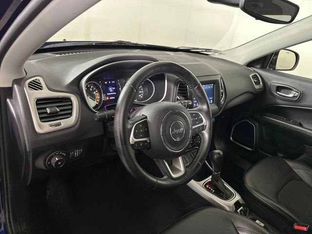 Used 2019 Jeep Compass Latitude image 13