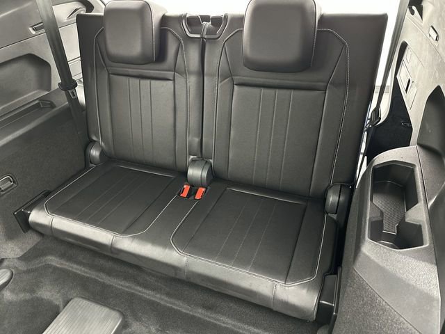 Used 2023 Volkswagen Tiguan SE R-Line image 24
