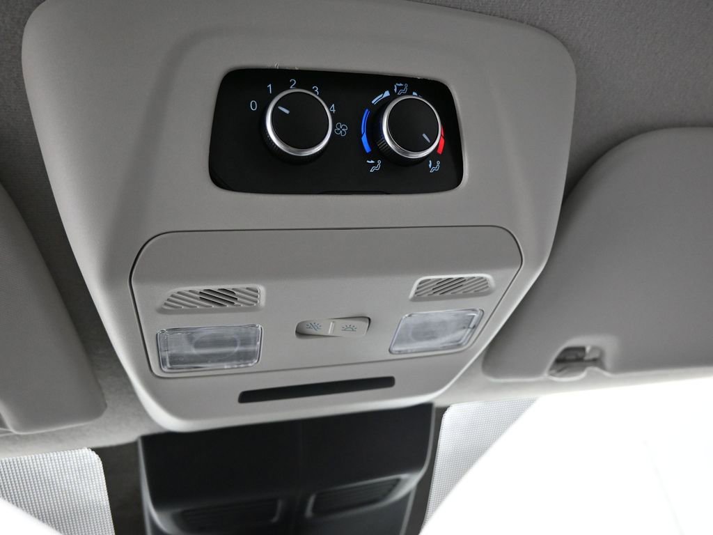 Used 2023 Ford Transit 350 XLT image 32