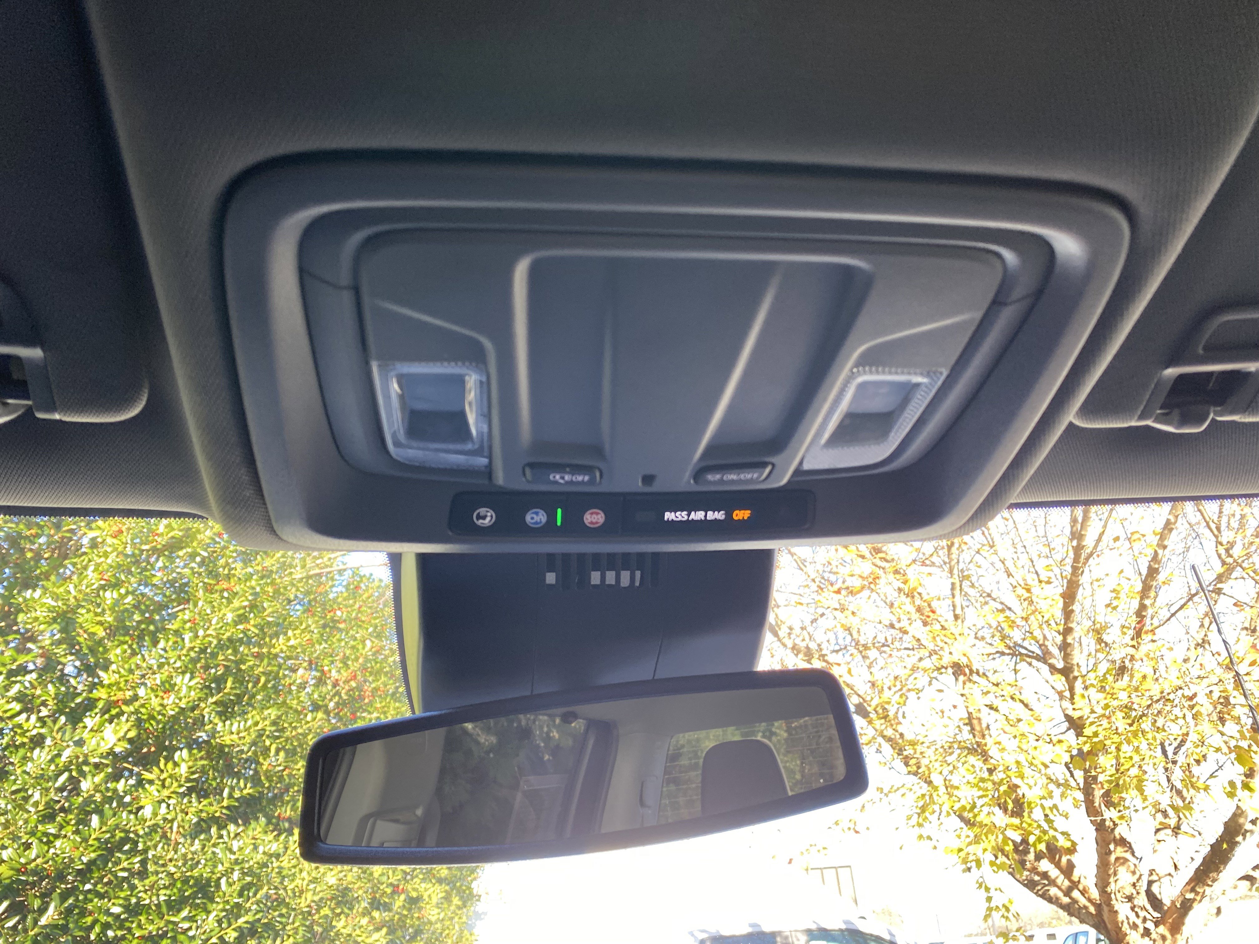 Used 2024 Chevrolet Silverado 2500 Custom w/ Custom Value Package image 30