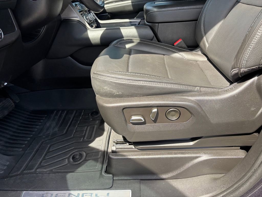 Used 2023 GMC Yukon Denali image 25