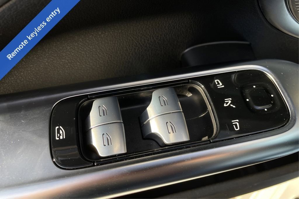 Used 2024 Mercedes-Benz C 300 4MATIC Sedan image 25