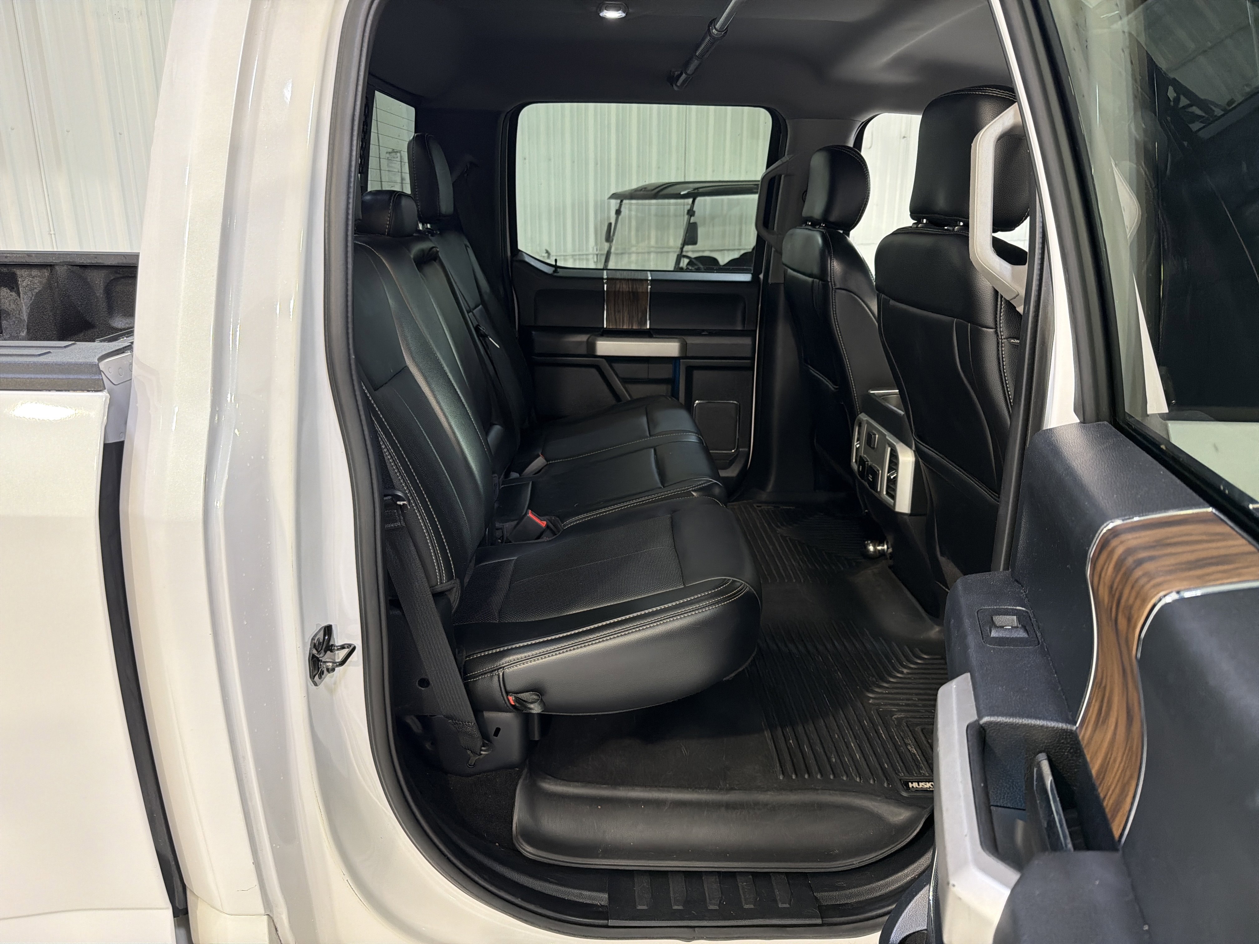 Used 2019 Ford F150 Lariat image 12