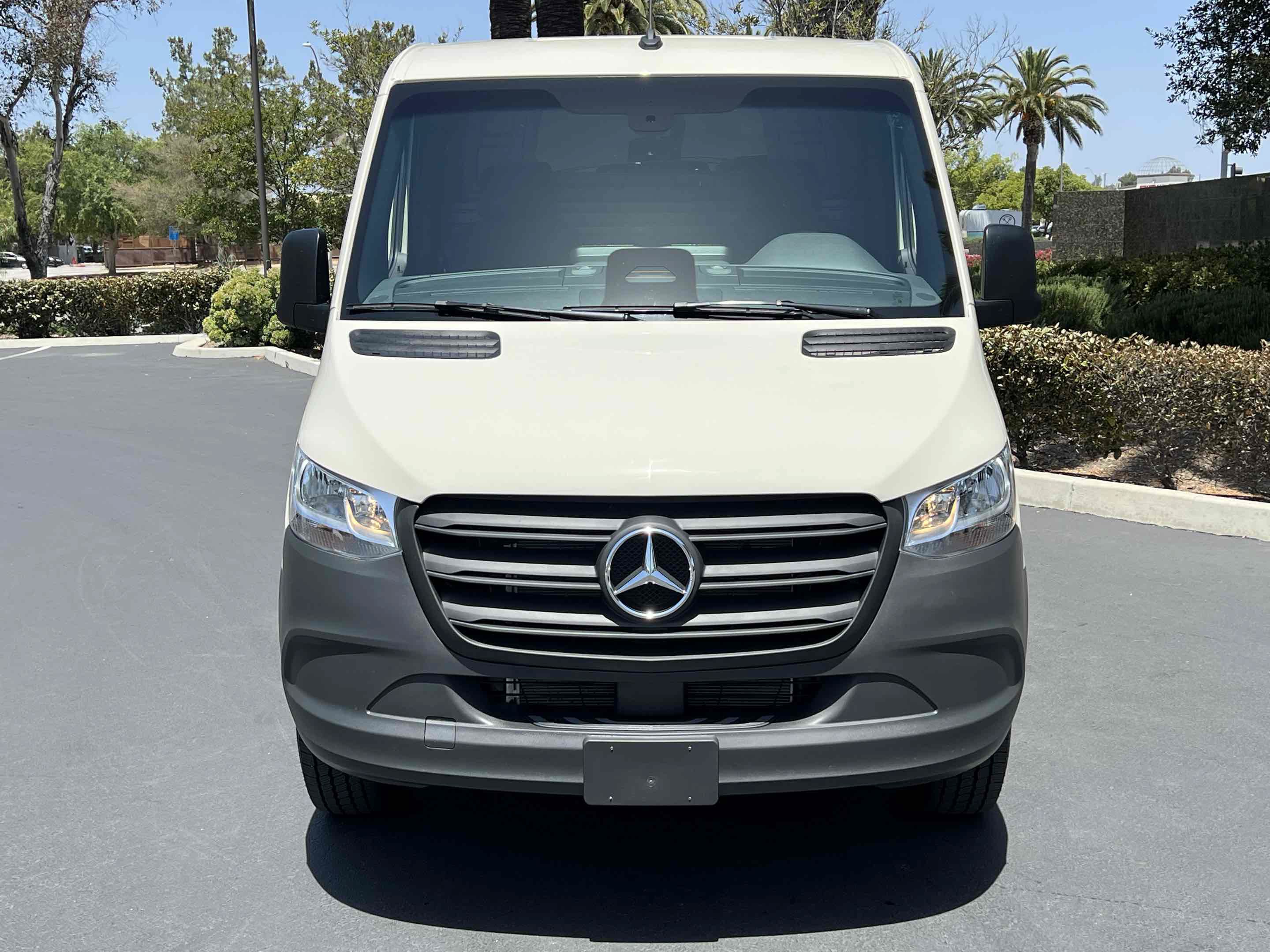Used 2026 Mercedes-Benz Sprinter 2500 image 13