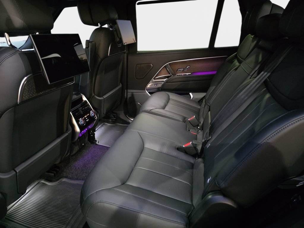 New 2026 Land Rover Range Rover Long Wheelbase Autobiography AWD/4WD image 11