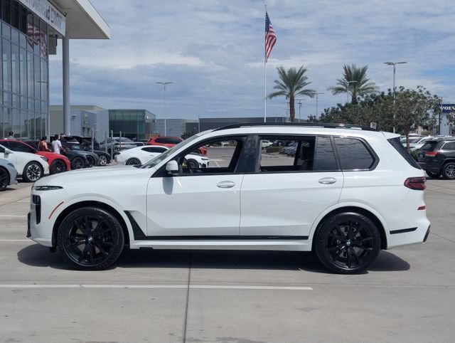 New 2027 BMW X7 xDrive40i w/ Executive Package AWD/4WD image 9