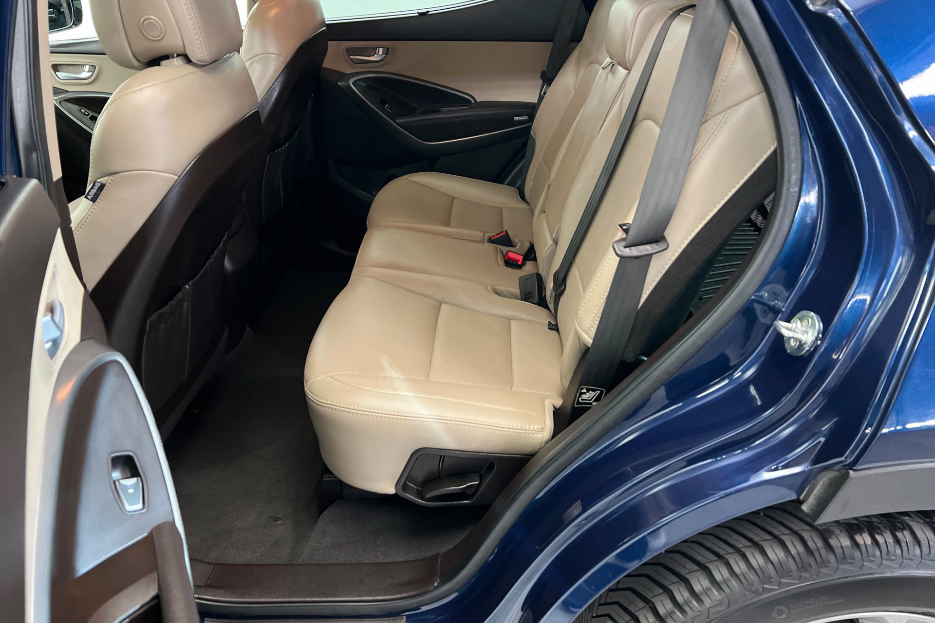 Used 2017 Hyundai Santa Fe Sport image 22