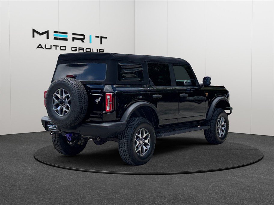 Used 2023 Ford Bronco Badlands AWD/4WD image 9