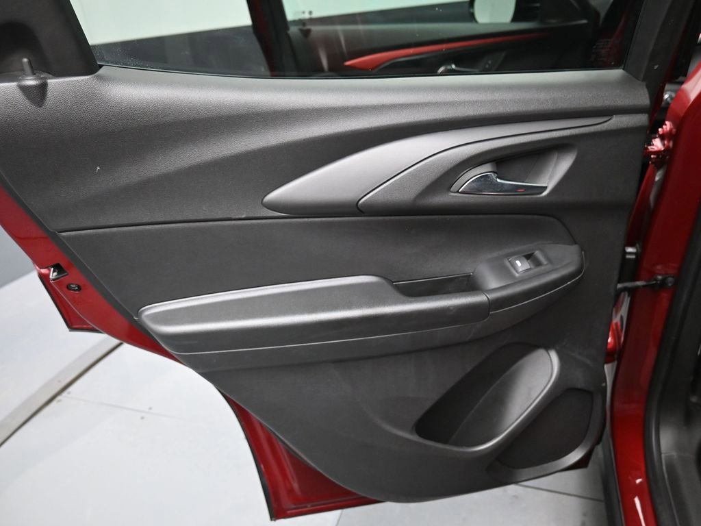 Used 2024 Chevrolet TrailBlazer RS w/ Convenience Package image 31