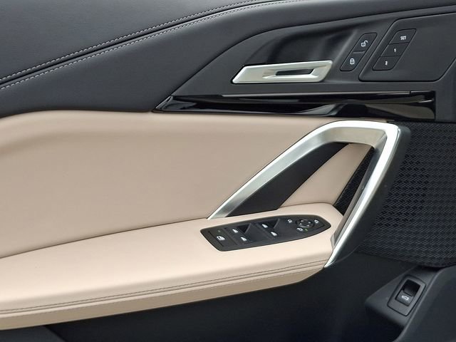 Used 2025 BMW X1 xDrive28i w/ Convenience Package image 21