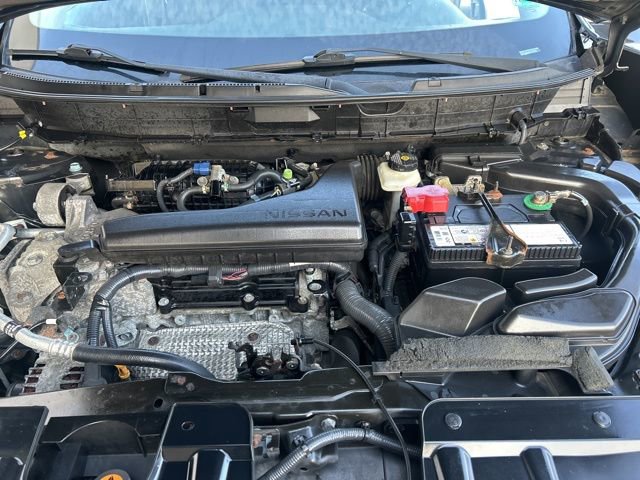 Used 2014 Nissan Rogue SV w/ SV Premium Package image 8