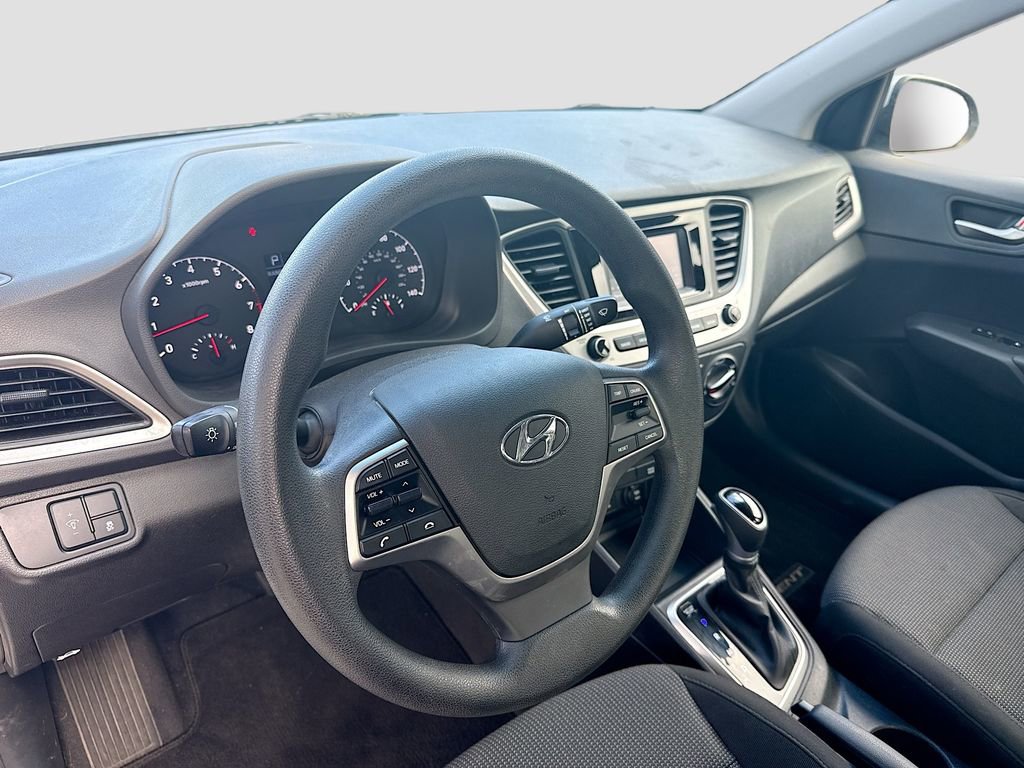 Used 2022 Hyundai Accent SE image 10