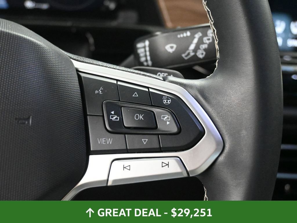 Used 2024 Volkswagen Atlas SE image 36