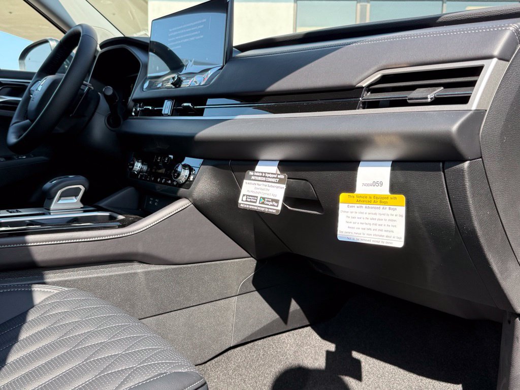 New 2026 Mitsubishi Outlander SEL AWD/4WD image 18