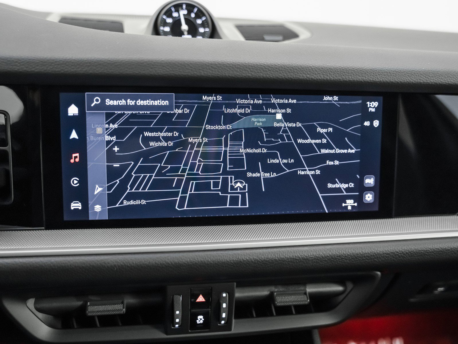 Certified 2025 Porsche Cayenne Coupe image 21