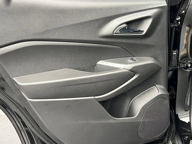 New 2026 Chevrolet Trax RS w/ Driver Confidence Package image 28