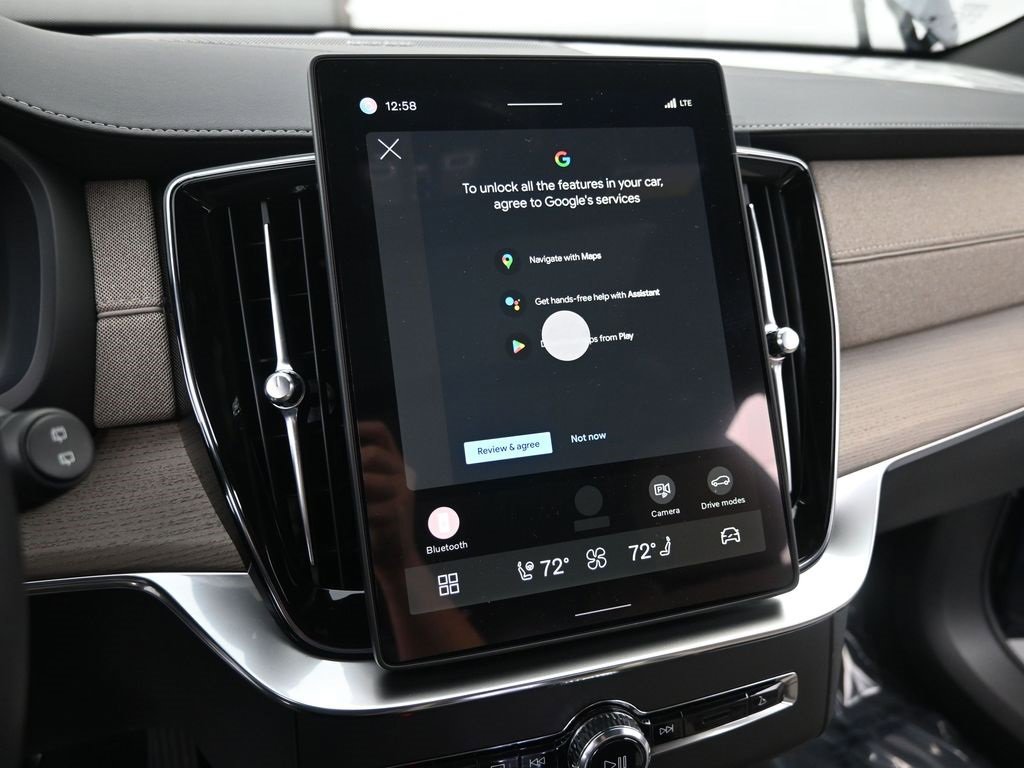 New 2026 Volvo XC90 B6 Plus w/ Protection Package Premier image 23