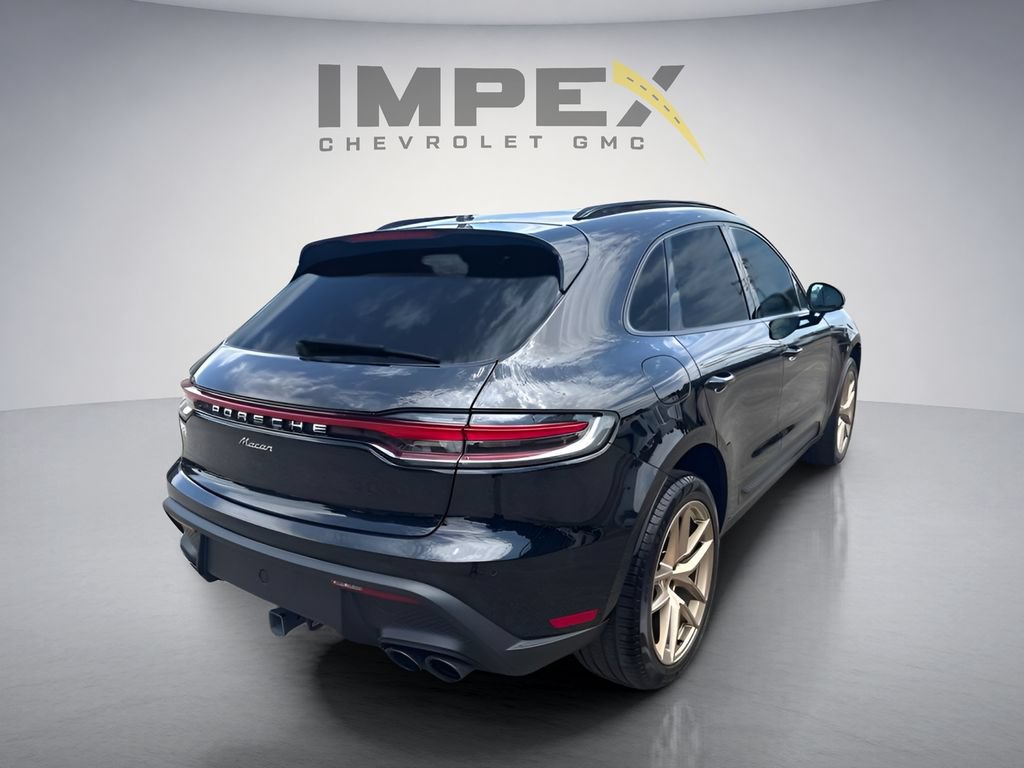 Used 2023 Porsche Macan Turbo AWD/4WD image 12