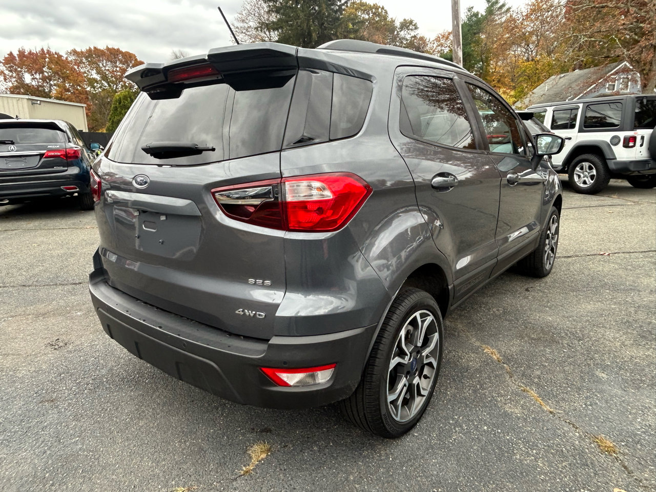 Used 2020 Ford EcoSport SES image 5