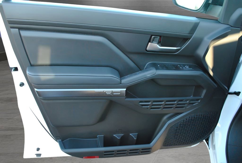 New 2025 Toyota Tacoma TRD Off-Road image 4