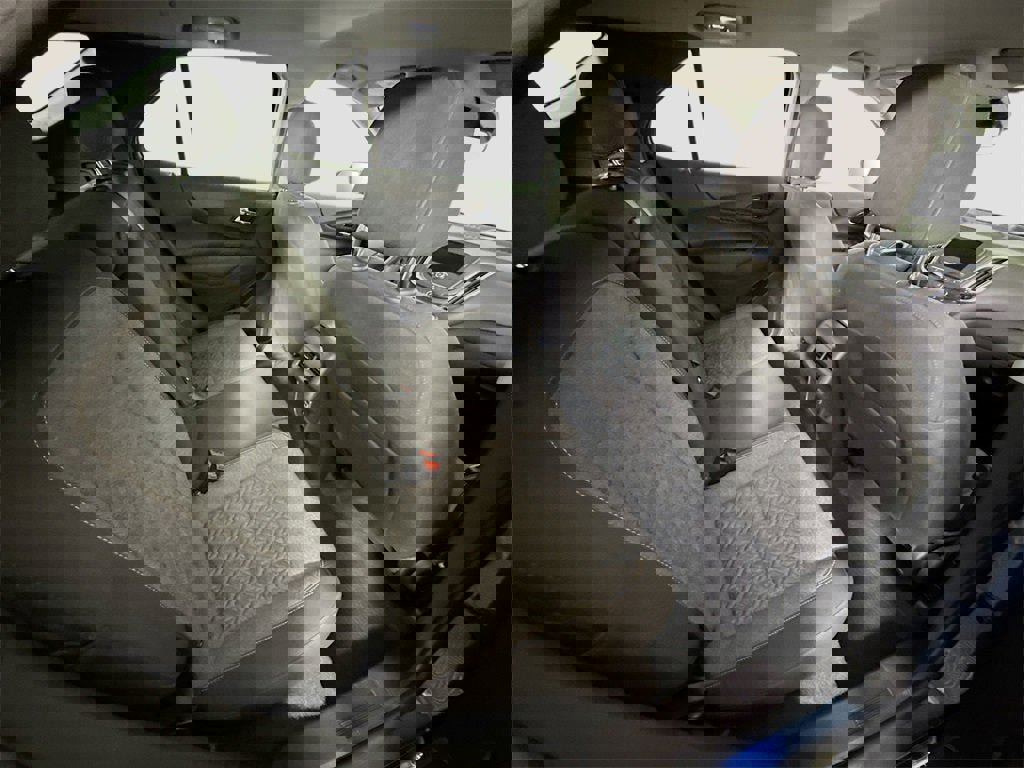 Used 2024 Chevrolet Equinox LT image 18