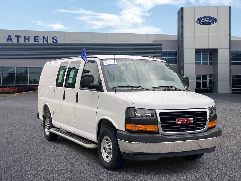 Used 2025 GMC Savana 2500 w/ Driver Convenience Package