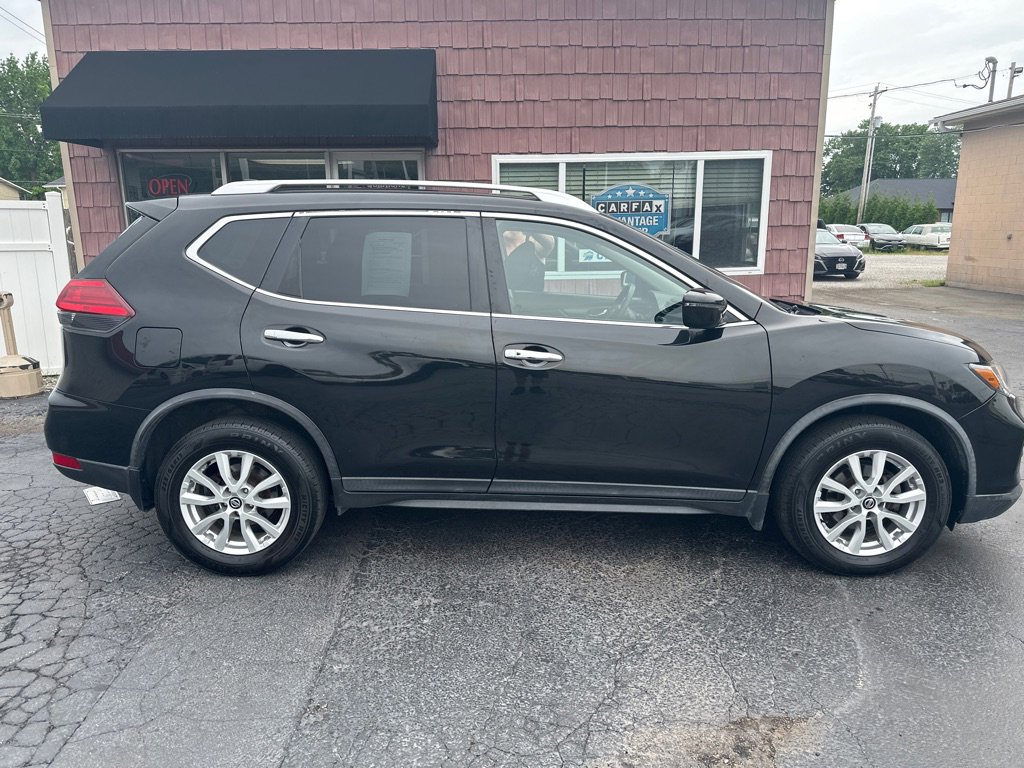 Used 2017 Nissan Rogue SV AWD/4WD image 6