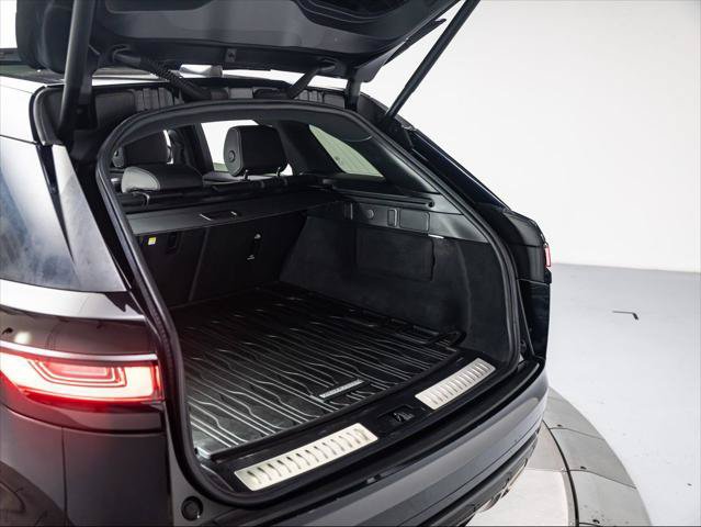 Used 2023 Land Rover Range Rover Velar R-Dynamic S AWD/4WD image 34