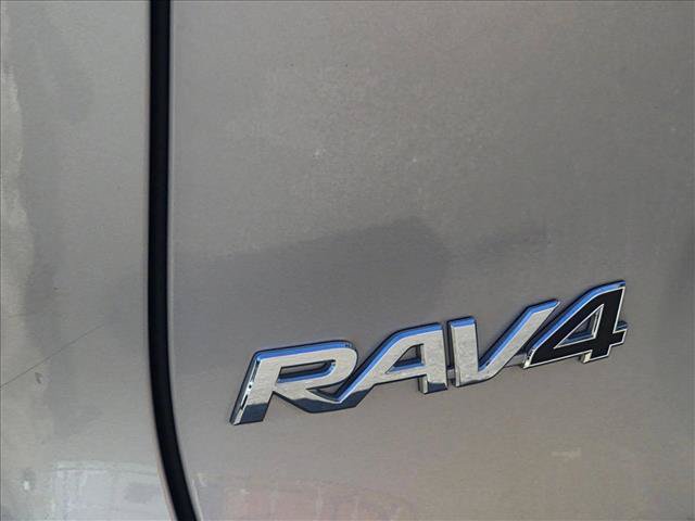 Used 2020 Toyota RAV4 Limited FWD image 14