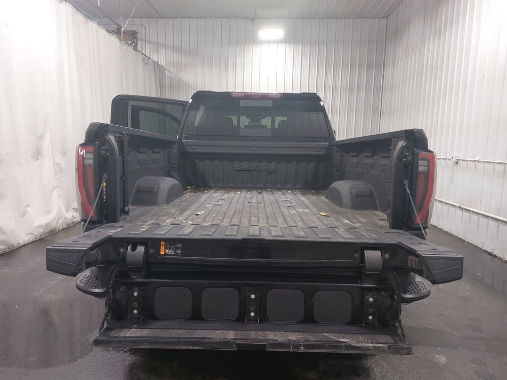 Used 2024 GMC Sierra 3500 AT4 w/ AT4 Premium Plus Package image 12