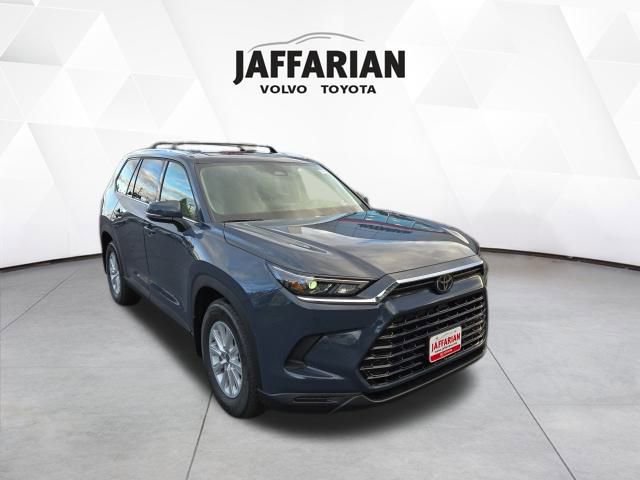 New 2026 Toyota Grand Highlander XLE image 1