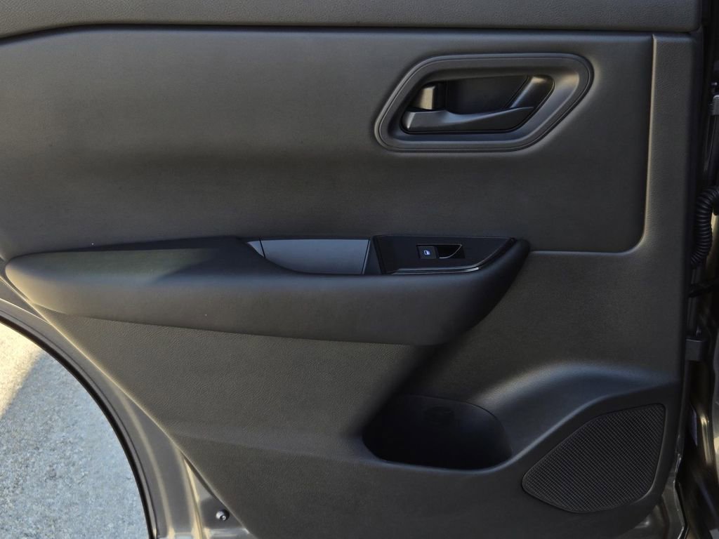 Certified 2026 Nissan Rogue S image 10