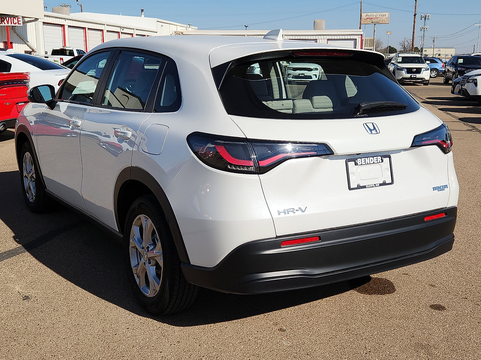 Used 2025 Honda HR-V LX image 3