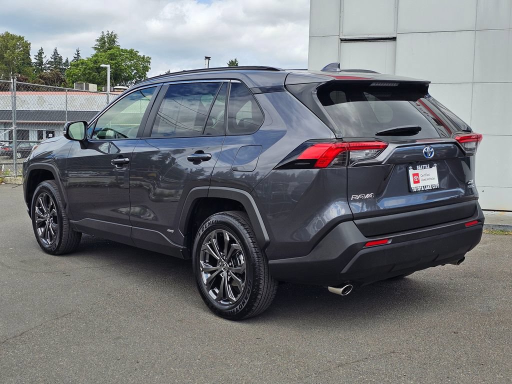 Certified 2023 Toyota RAV4 XLE Premium AWD/4WD image 5