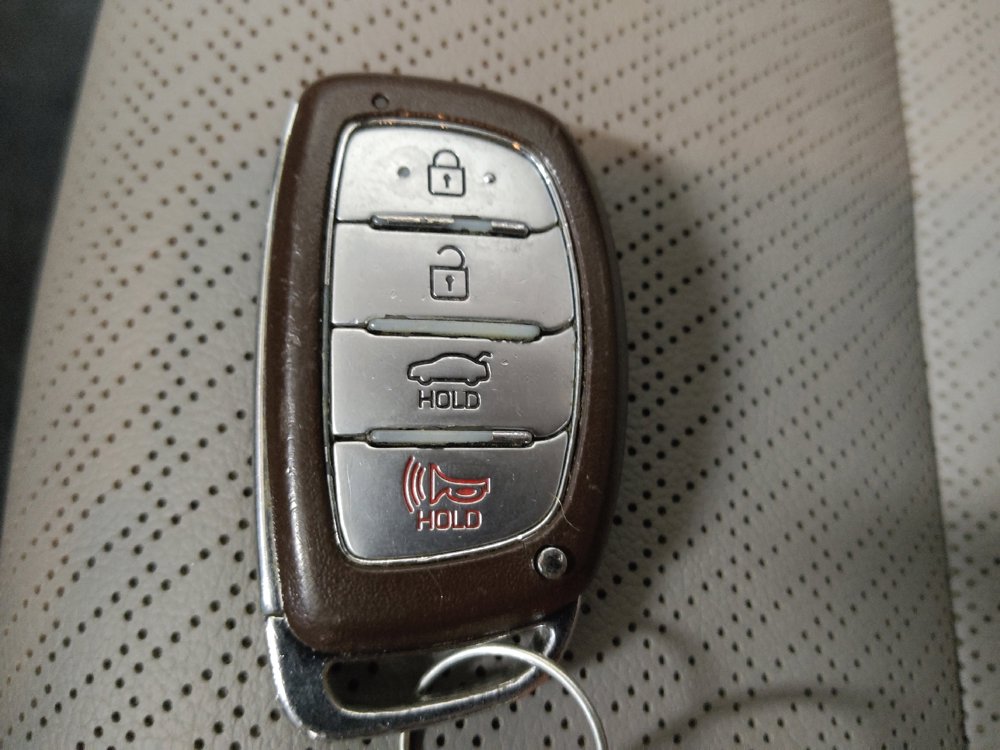 Used 2018 Hyundai Elantra Limited FWD image 32